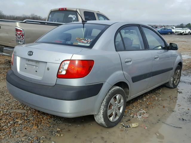 KNADE223996460321 - 2009 KIA RIO BASE SILVER photo 4