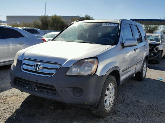 JHLRD78855C010367 - 2005 HONDA CR-V EX SILVER photo 2