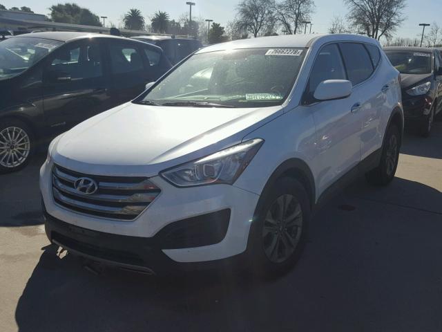 5XYZTDLB8GG339001 - 2016 HYUNDAI SANTA FE S WHITE photo 2