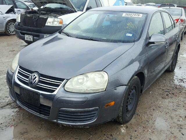 3VWPF71K66M817353 - 2006 VOLKSWAGEN JETTA VALU GRAY photo 2