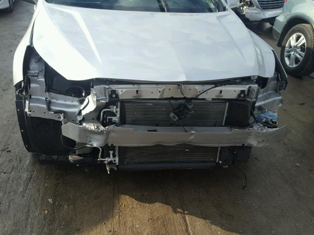 1G11C5SL5FF232530 - 2015 CHEVROLET MALIBU 1LT 银色 照片 9