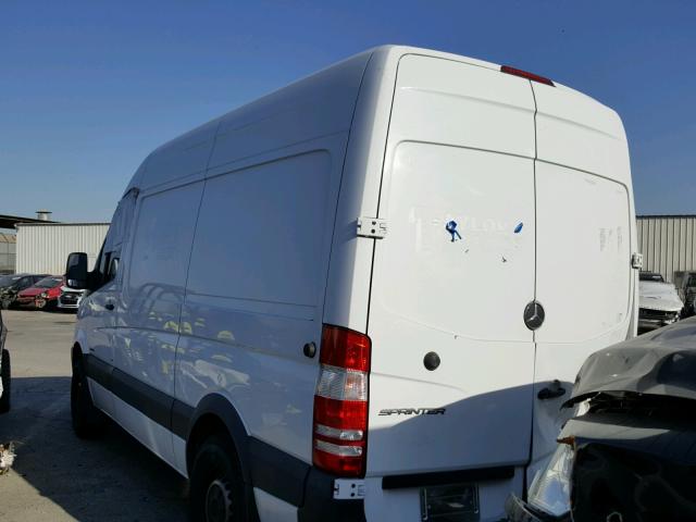 WD3PE7DC0E5854763 - 2014 MERCEDES-BENZ SPRINTER 2 WHITE photo 3