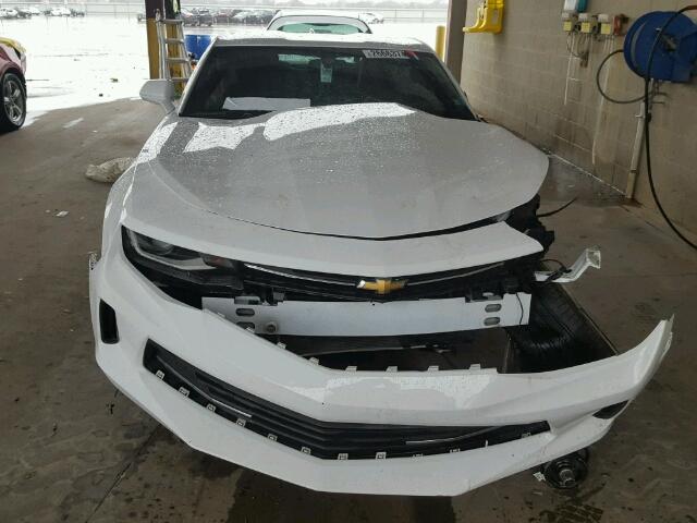 1G1FD1RS4H0166552 - 2017 CHEVROLET CAMARO LT WHITE photo 7