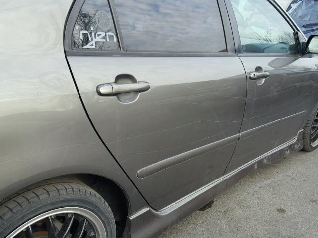 2T1BY32E56C551972 - 2006 TOYOTA COROLLA XR GRAY photo 9