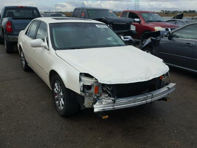 1G6KD57Y98U196940 - 2008 CADILLAC DTS WHITE photo 1