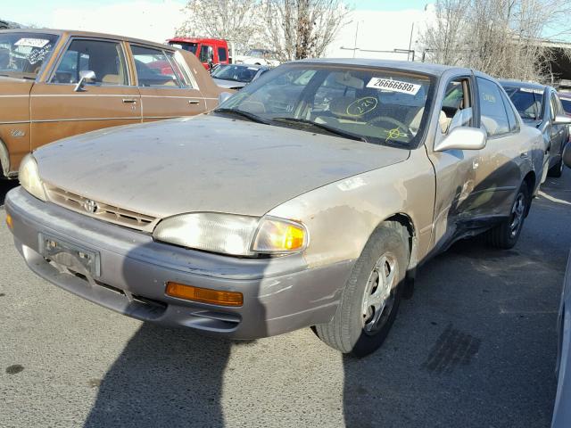 JT2SK12EXS0337336 - 1995 TOYOTA CAMRY LE GOLD photo 2