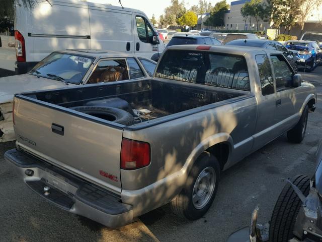 1GTCS19W628103593 - 2002 GMC SONOMA GOLD photo 4