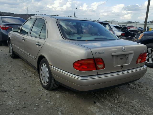 WDBJF65H8XA835867 - 1999 MERCEDES-BENZ E 320 TAN photo 3