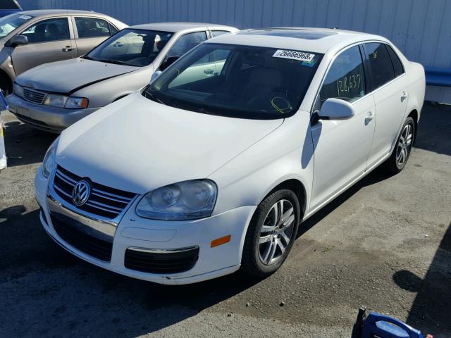 3VWDG71K16M620204 - 2006 VOLKSWAGEN JETTA 2.5 WHITE photo 2