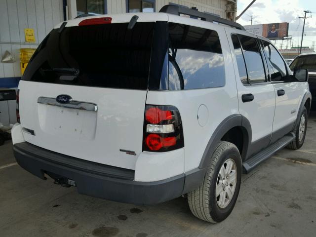 1FMEU63E16UB51883 - 2006 FORD EXPLORER X WHITE photo 4