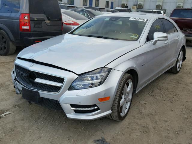 WDDLJ7DB3CA029091 - 2012 MERCEDES-BENZ CLS 550 SILVER photo 2