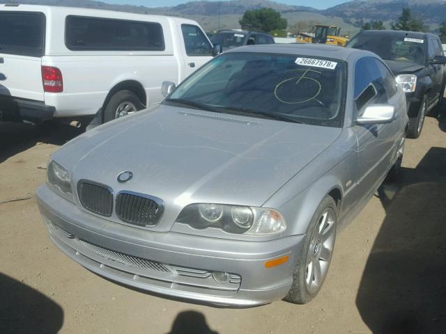 WBABN73433PJ15556 - 2003 BMW 325 CI SILVER photo 2