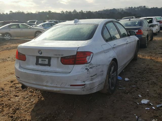 WBA3B1C56DF462406 - 2013 BMW 320 I WHITE photo 4