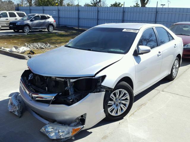 4T4BF1FK4CR259336 - 2012 TOYOTA CAMRY BASE SILVER photo 2