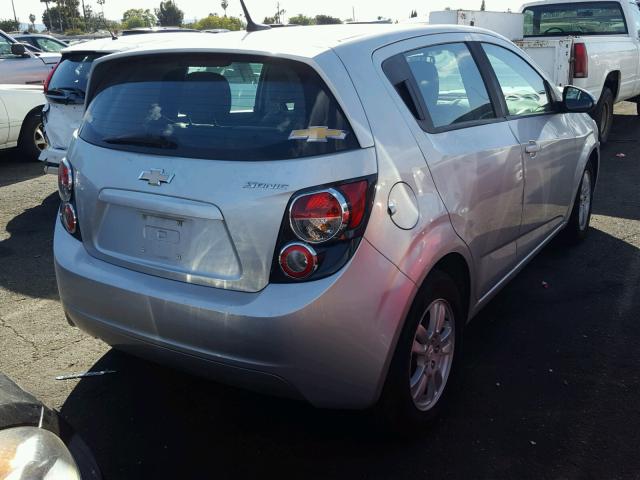 1G1JA6SH4C4115116 - 2012 CHEVROLET SONIC LS Արծաթագույն լուսանկար 4