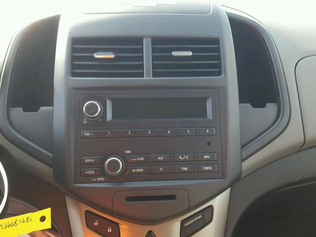 1G1JA6SH4C4115116 - 2012 CHEVROLET SONIC LS Արծաթագույն լուսանկար 9