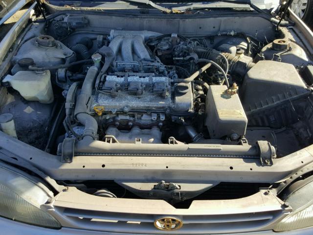 4T1BF12K7TU116154 - 1996 TOYOTA CAMRY LE GOLD photo 7