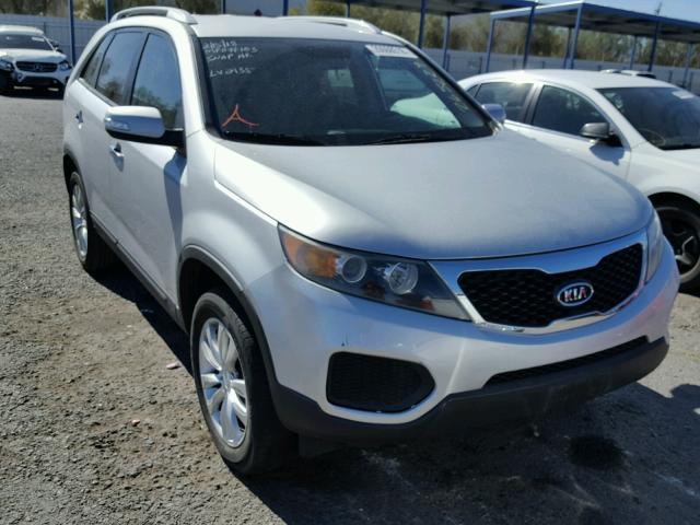 5XYKT4A20BG173943 - 2011 KIA SORENTO BA SILVER photo 1