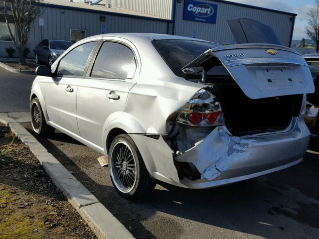 KL1TD5DE2AB107763 - 2010 CHEVROLET AVEO LS SILVER photo 3