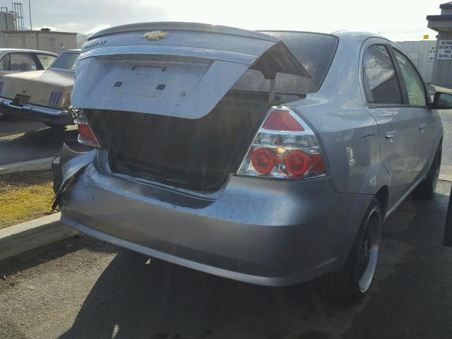 KL1TD5DE2AB107763 - 2010 CHEVROLET AVEO LS SILVER photo 4