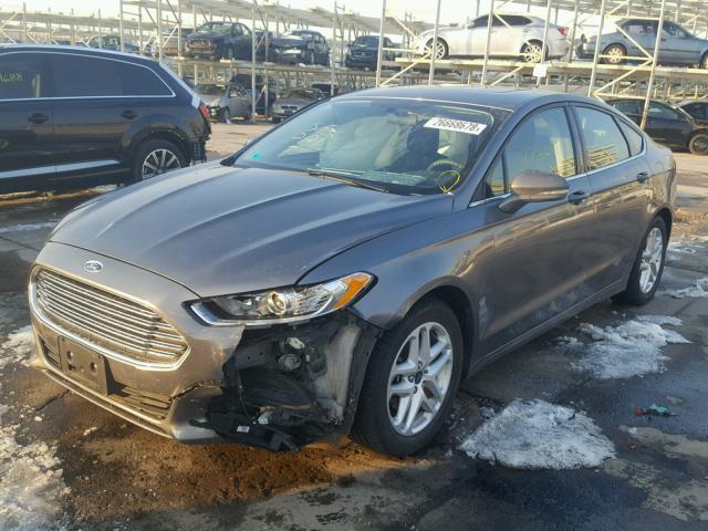 1FA6P0H75E5380671 - 2014 FORD FUSION SE GRAY photo 2