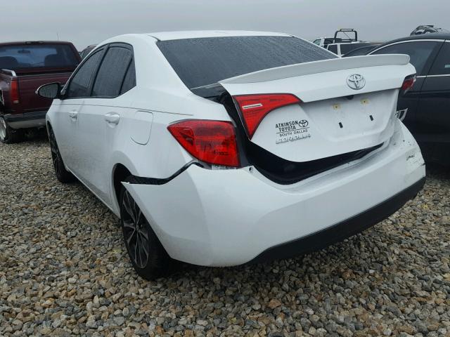 5YFBURHE8HP726952 - 2017 TOYOTA COROLLA L WHITE photo 3