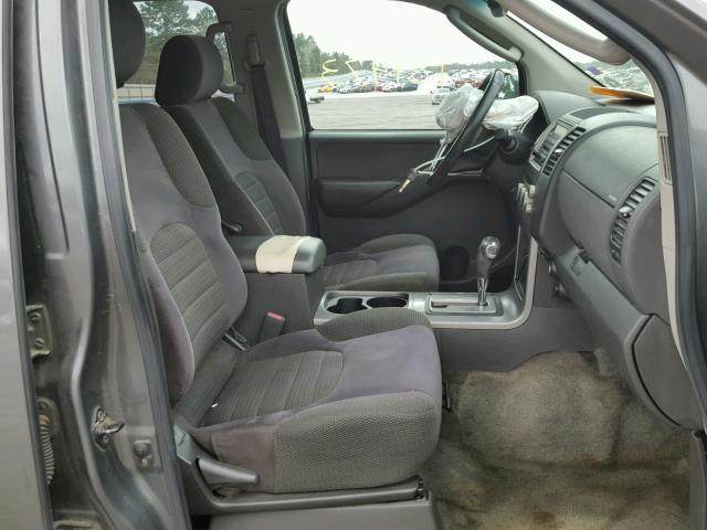 5N1AR18U95C732538 - 2005 NISSAN PATHFINDER GRAY photo 5