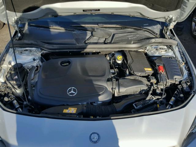 WDDSJ4EB2GN295435 - 2016 MERCEDES-BENZ CLA 250 SILVER photo 7