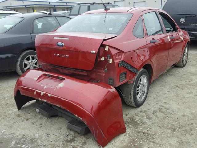 1FAHP3FN3BW198324 - 2011 FORD FOCUS SE RED photo 4