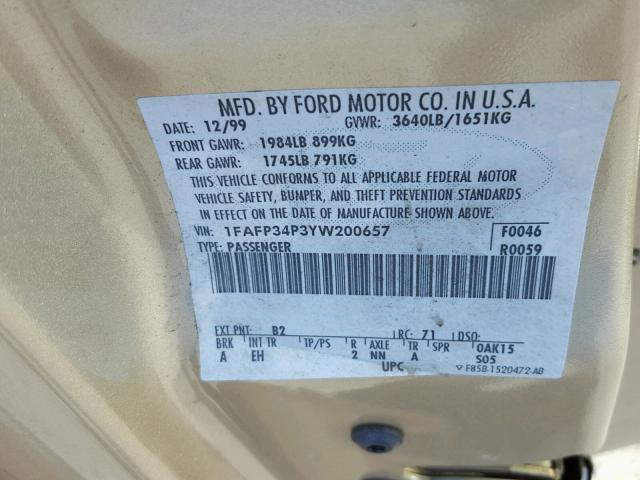 1FAFP34P3YW200657 - 2000 FORD FOCUS SE GOLD photo 10