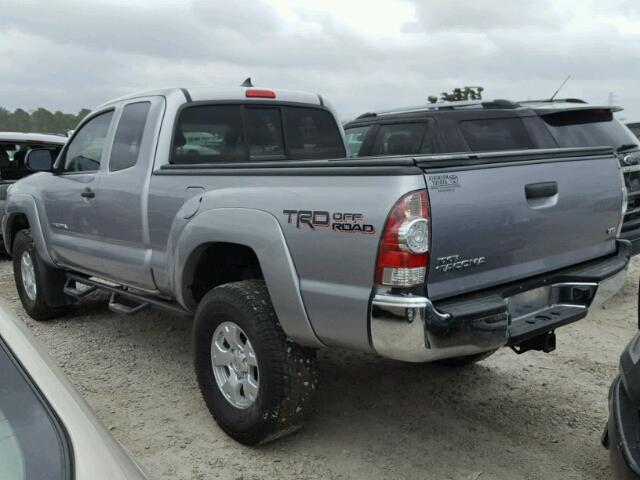 5TFUU4EN3FX129898 - 2015 TOYOTA TACOMA ACC SILVER photo 3