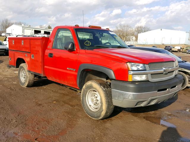 1GBHC24U64E377061 - 2004 CHEVROLET SILVERADO RED photo 1