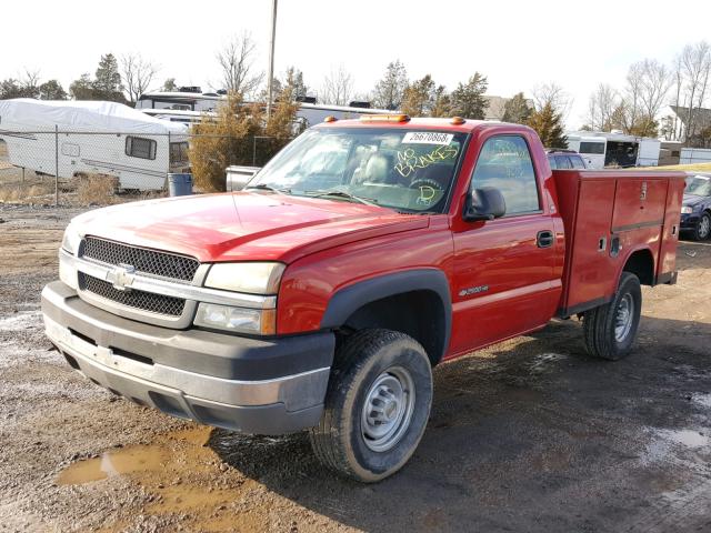 1GBHC24U64E377061 - 2004 CHEVROLET SILVERADO RED photo 2