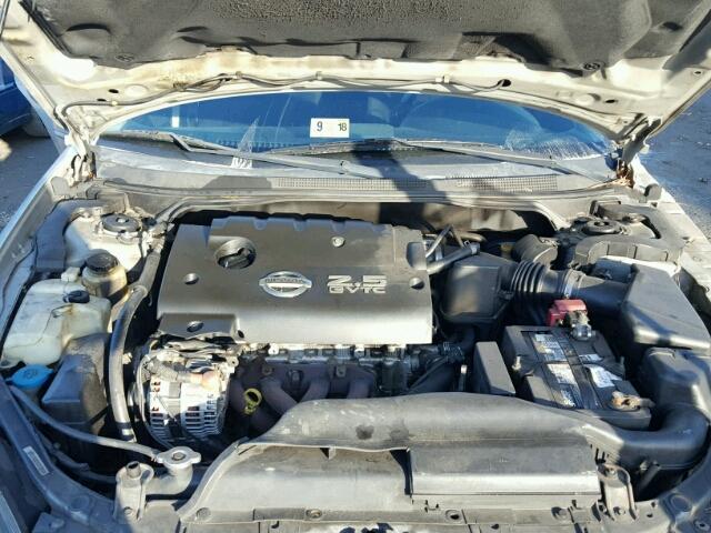 1N4AL11D24C110030 - 2004 NISSAN ALTIMA BAS SILVER photo 7