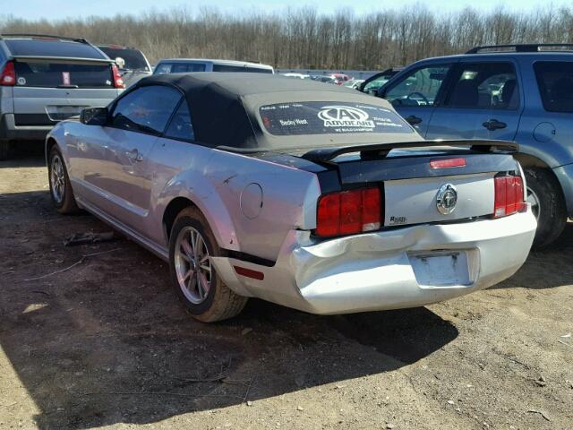 1ZVFT84N055191531 - 2005 FORD MUSTANG SILVER photo 3