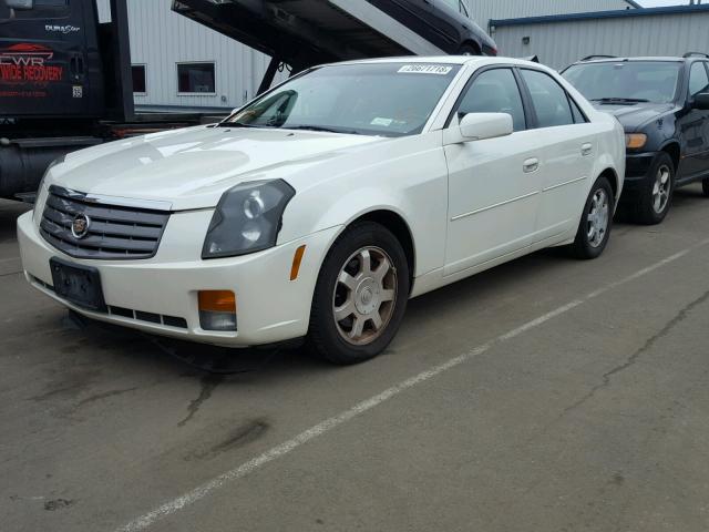 1G6DM577840179158 - 2004 CADILLAC CTS WHITE photo 2