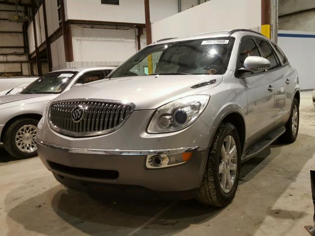 5GAEV23DX9J175382 - 2009 BUICK ENCLAVE CX SILVER photo 2