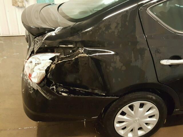 3N1CN7AP4JL801668 - 2018 NISSAN VERSA S BLACK photo 9