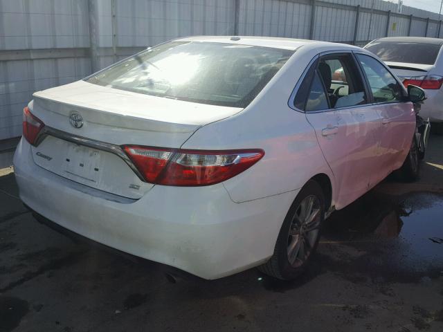 4T1BF1FK6GU184056 - 2016 TOYOTA CAMRY LE WHITE photo 4