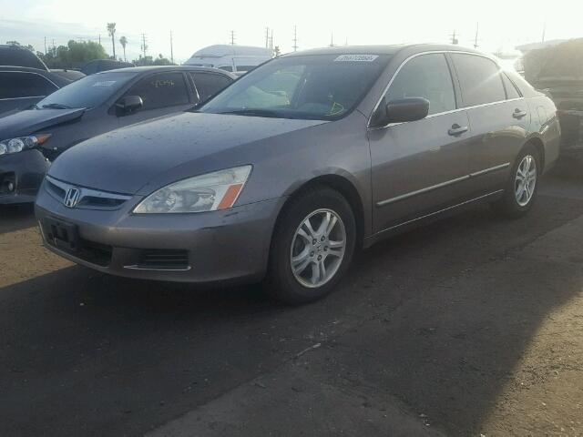 1HGCM56757A064852 - 2007 HONDA ACCORD EX GRAY photo 2