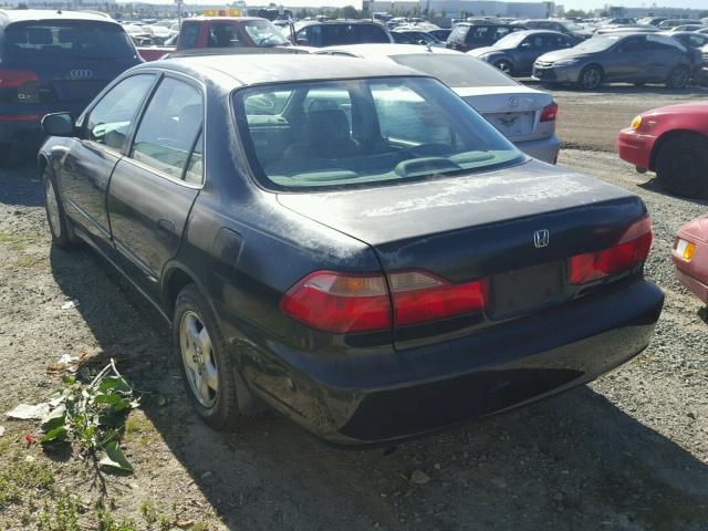 1HGCG1654XA038192 - 1999 HONDA ACCORD EX BLACK photo 3