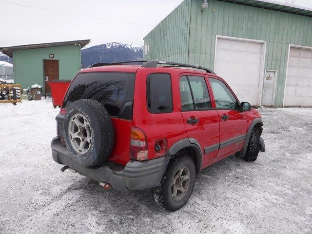 2CNBJ734316957613 - 2001 CHEVROLET TRACKER ZR RED photo 4