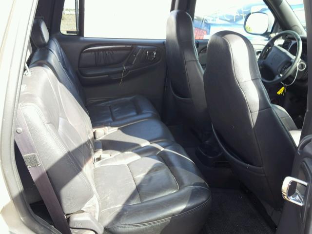 1B4HR28Y5YF195226 - 2000 DODGE DURANGO SILVER photo 6