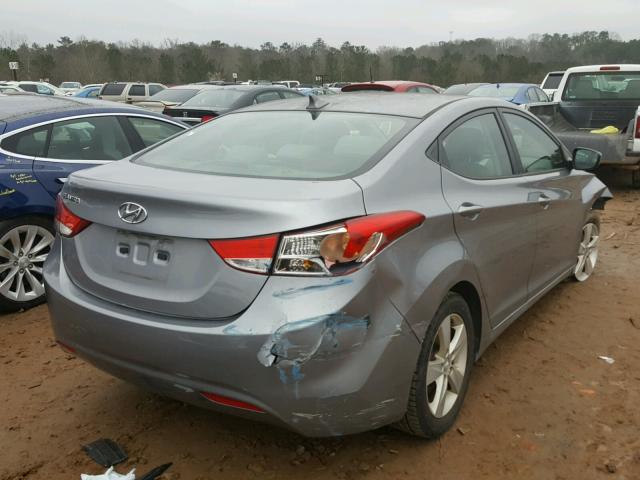 KMHDH4AE7DU723852 - 2013 HYUNDAI ELANTRA GL GRAY photo 4