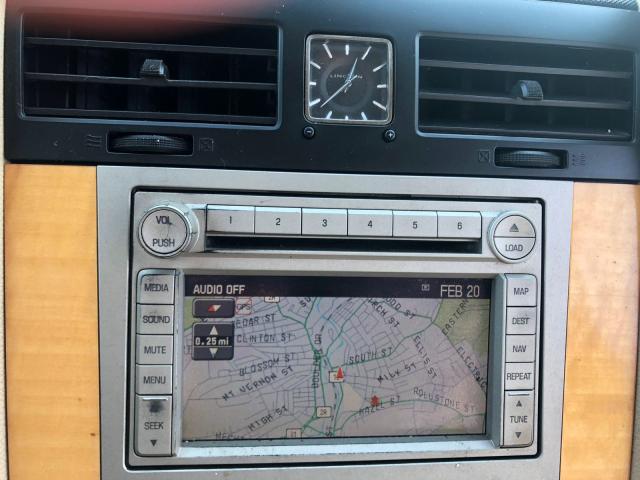 5LMFL285X7LJ12514 - 2007 LINCOLN NAVIGATOR WHITE photo 6