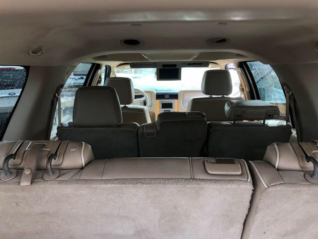 5LMFL285X7LJ12514 - 2007 LINCOLN NAVIGATOR WHITE photo 7