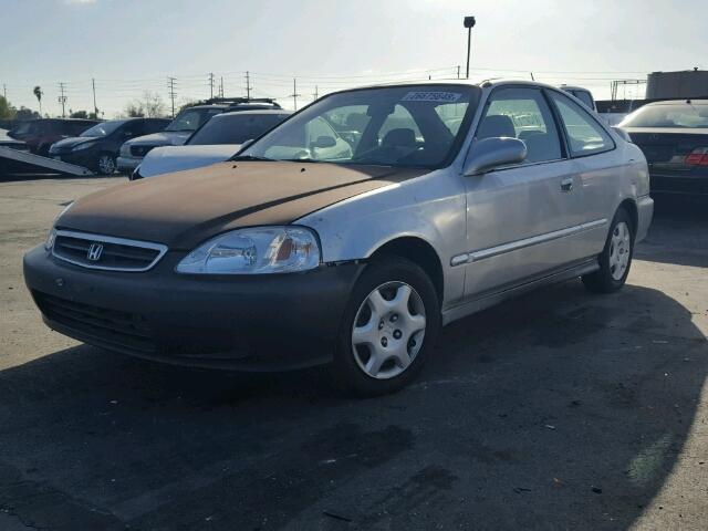 1HGEJ8247YL099512 - 2000 HONDA CIVIC EX ვერცხლისფერი ფოტო 2