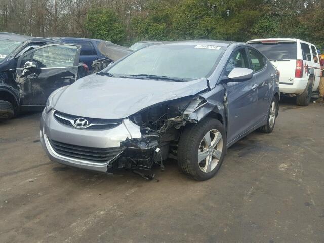 KMHDH4AEXDU667003 - 2013 HYUNDAI ELANTRA GL GRAY photo 2