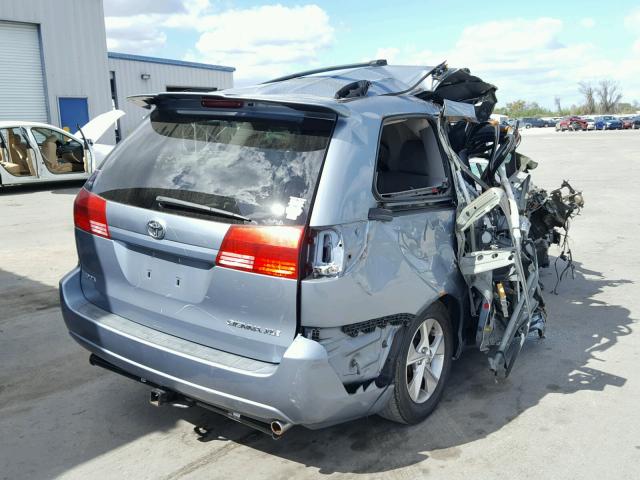 5TDZA22C64S157204 - 2004 TOYOTA SIENNA XLE BLUE photo 4