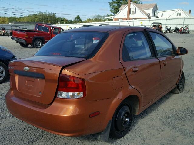 KL1TD56666B556120 - 2006 CHEVROLET AVEO BASE ORANGE photo 4